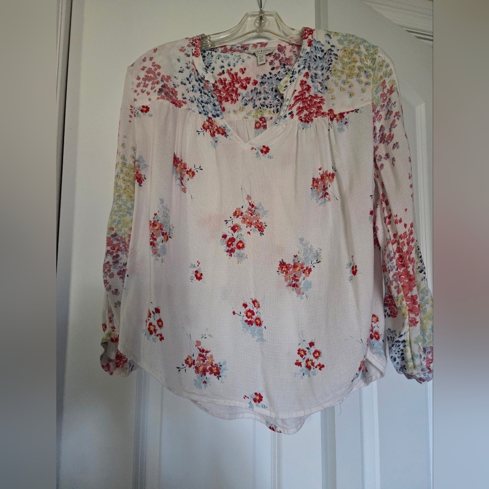 💐Lucky Brand Floral Blouse with Red and Blue Accents